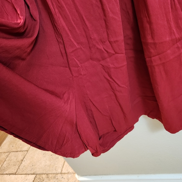 Torrid Disney Mickey Mouse Red Romper 4X - Picture 11 of 14